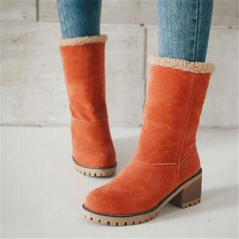 Bota Feminina de Inverno Forrada em Lã com Solado Antiderrapante