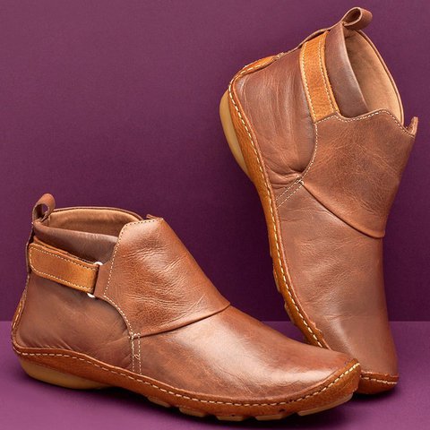 Bota Feminina de Couro Impermeável Cano Curto