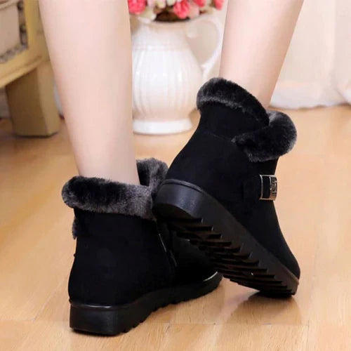 Bota Feminina Aveludada de Luxo para Inverno.