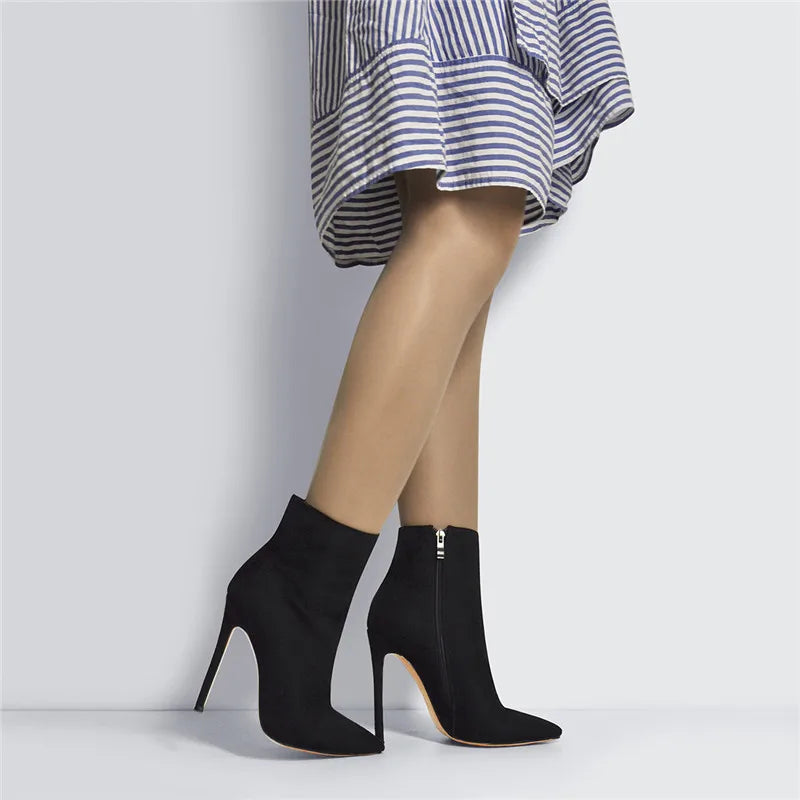 Botas Femininas de Salto Fino em Camurça Flocada