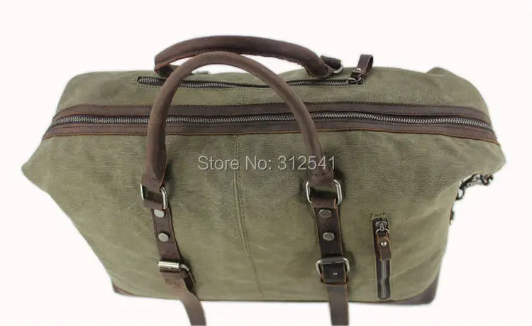 Bolsa de Viagem Masculina em Lona com Detalhes em Couro Legítimo.