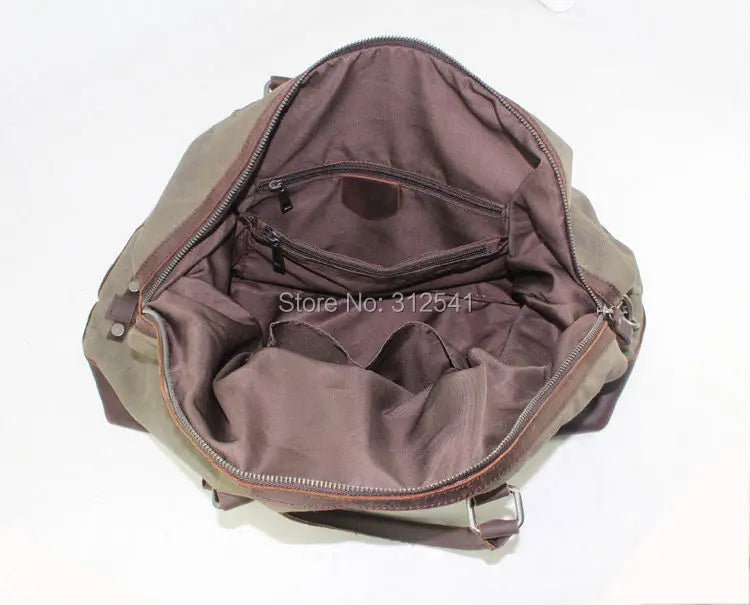 Bolsa de Viagem Masculina em Lona com Detalhes em Couro Legítimo.