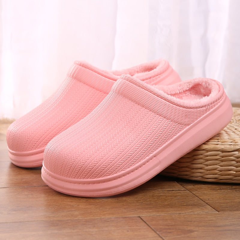 Pantufa Feminina de Inverno Antiderrapante com Forro de Pelúcia.