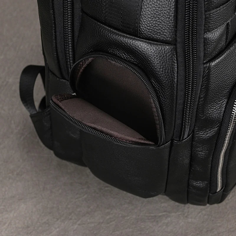 Mochila Masculina em Couro Legítimo com Design Robusto e Sofisticado