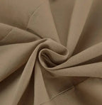 Conjunto Feminino de Verão com Blusa Cropped e Saia Curta em Linha A.