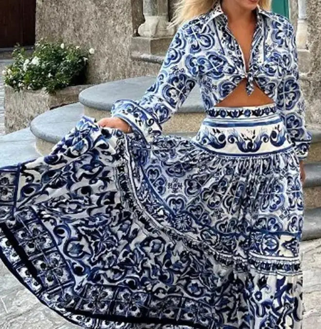 Conjunto Feminino Estampado de Blusa e Saia Midi em Poliéster Premium