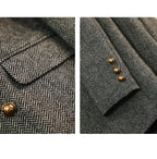 Blazer Feminino em Algodão e Lã com Abotoamento Duplo e Gola Entalhada