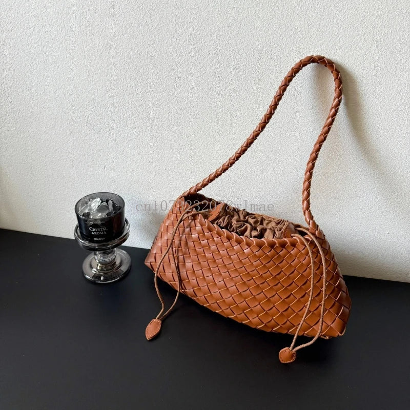 Bolsa Feminina Clutch Trançada em Couro PU.