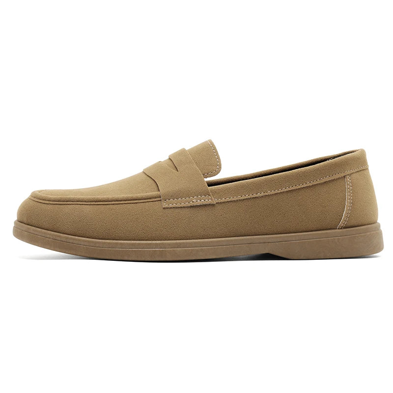 Mocassim Masculino Slip-On em Material Premium Leve com Solado em Borracha Antiderrapante.