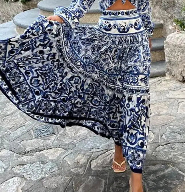 Conjunto Feminino Estampado de Blusa e Saia Midi em Poliéster Premium