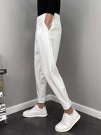 Calça Masculina Casual Plissada de Algodão e Poliéster.