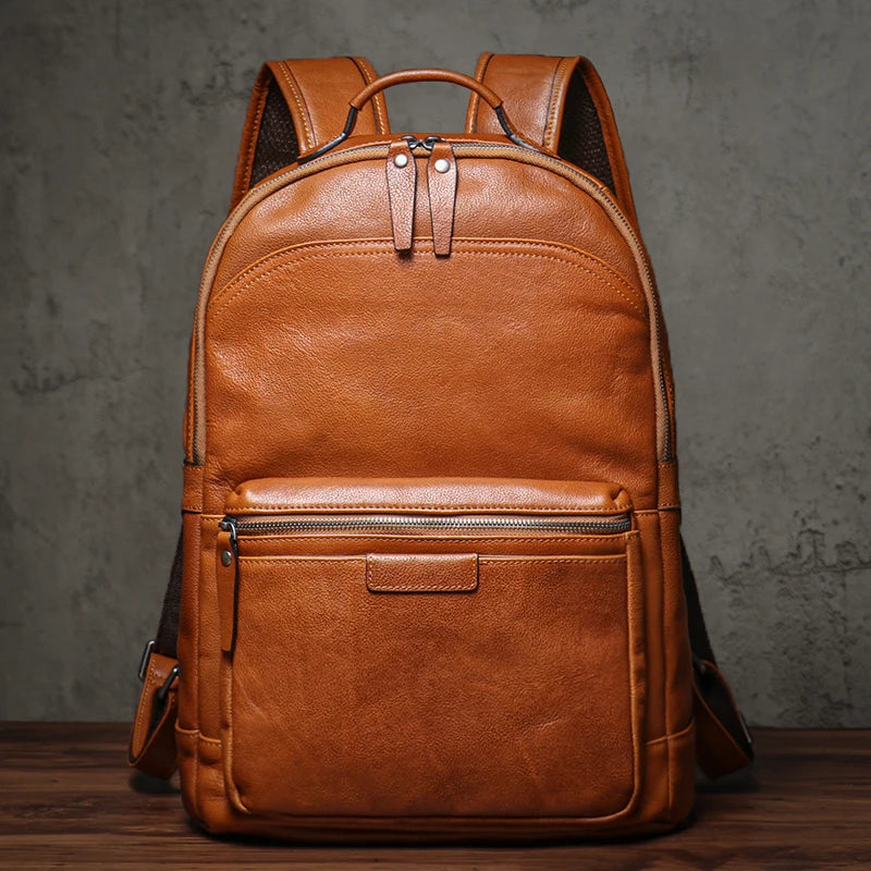 Mochila Masculina em Couro Premium.