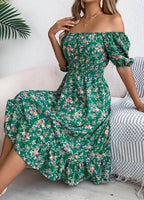 Vestido Feminino Curto Estampado com Decote Quadrado e Mangas Bufantes.