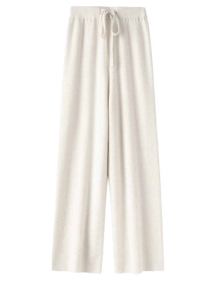Calça Feminina de Malha Larga em Lã Merino.