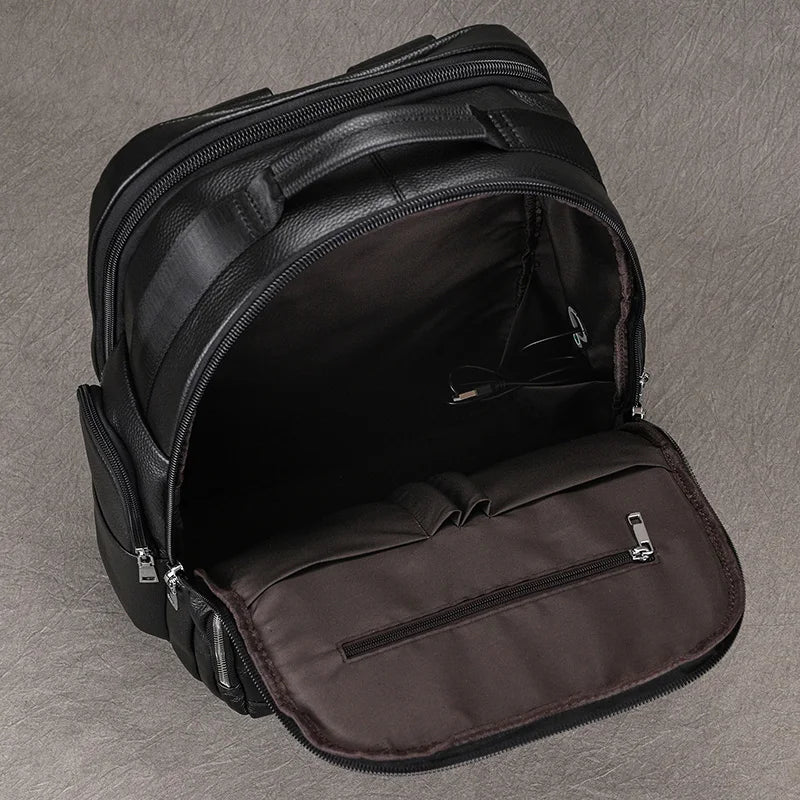 Mochila Masculina em Couro Legítimo com Design Robusto e Sofisticado