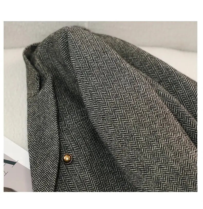 Blazer Feminino em Algodão e Lã com Abotoamento Duplo e Gola Entalhada