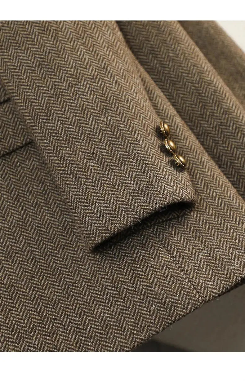 Blazer Feminino em Algodão e Lã com Abotoamento Duplo e Gola Entalhada