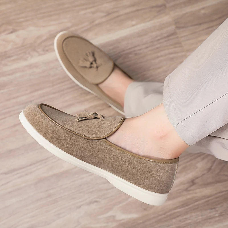 Mocassim Masculino Slip-On Multicolorido em Borracha e Tecido Premium.