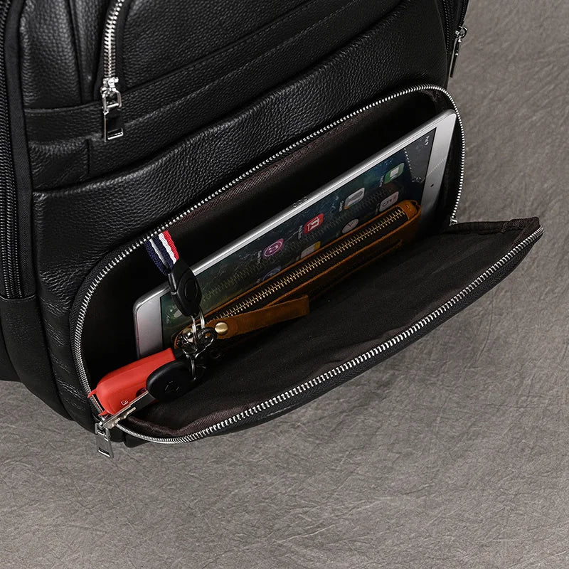 Mochila Masculina em Couro Legítimo com Design Robusto e Sofisticado