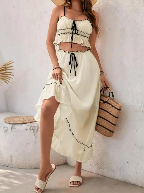 Conjunto Feminino de Verão com Cropped Decote V e Saia Longa em Linha A.