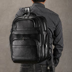 Mochila Masculina em Couro Legítimo com Design Robusto e Sofisticado