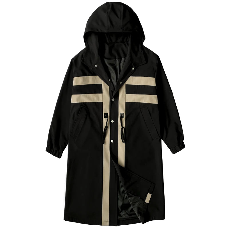 Trench Coat Masculino em Poliéster com Capuz e Acabamento Frivolité