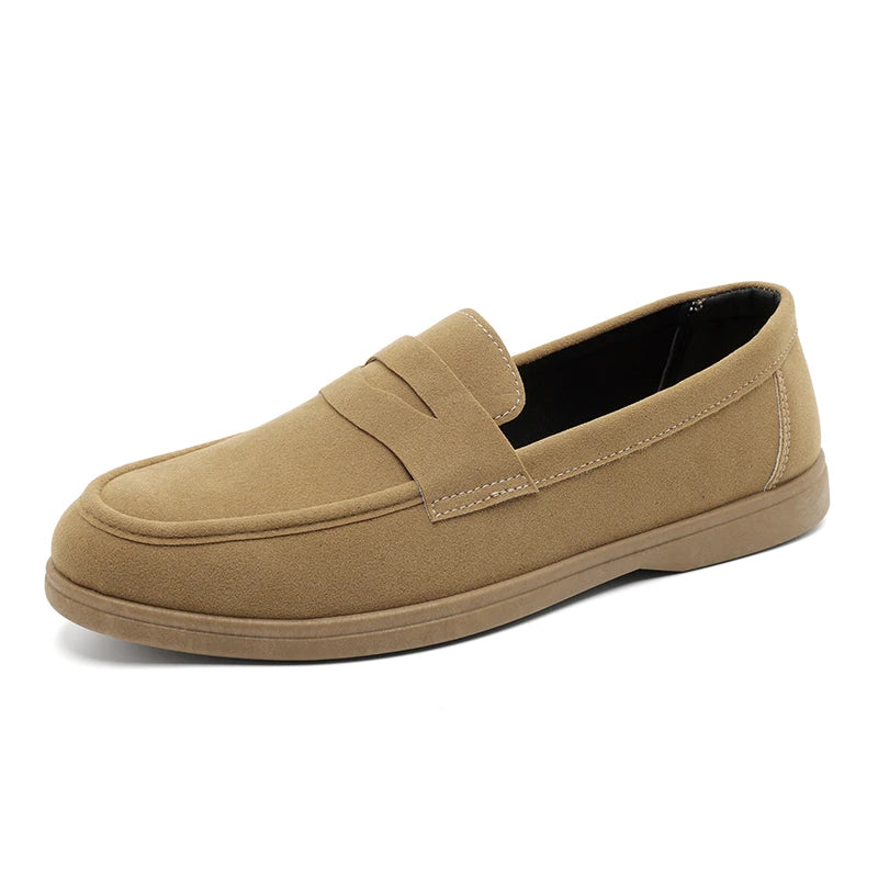 Mocassim Masculino Slip-On em Material Premium Leve com Solado em Borracha Antiderrapante.
