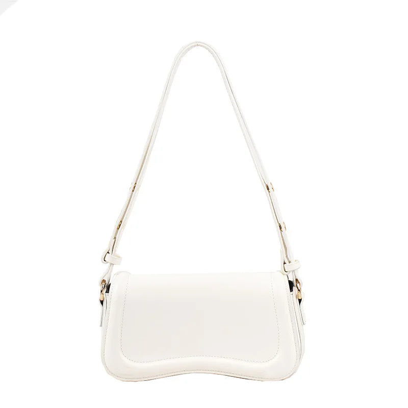 Bolsa Feminina Compacta com Alça de Ombro e Forro em Fibra de Bambu.