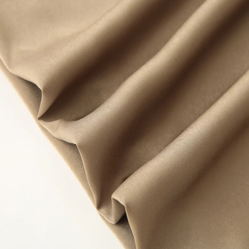 Calça Feminina de Cintura Alta e Perna Larga com Cinto