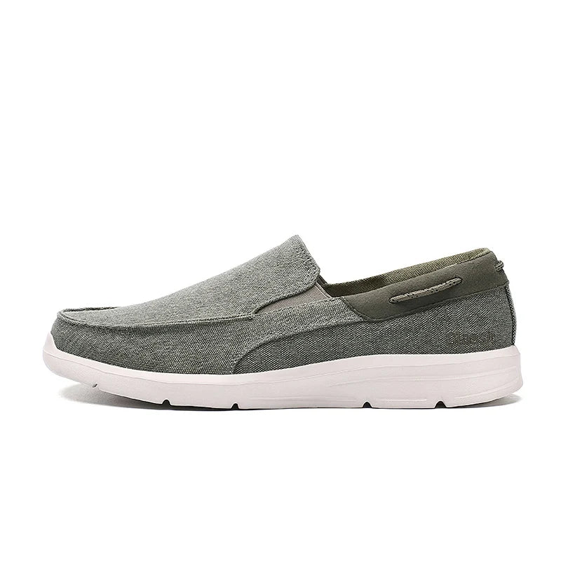 Mocassim Masculino Slip-On em Lona Premium com Solado Massageador de EVA.