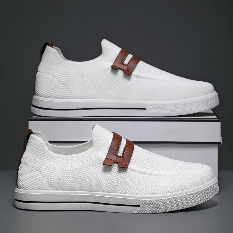 Tênis Masculino em Lona Premium Respirável com Solado em EVA Leve.