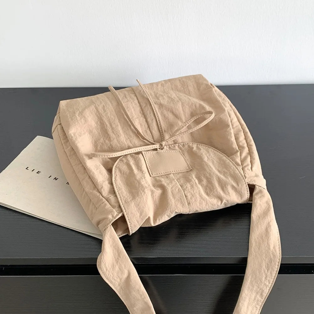 Bolsa Feminina Casual em Poliéster Premium.