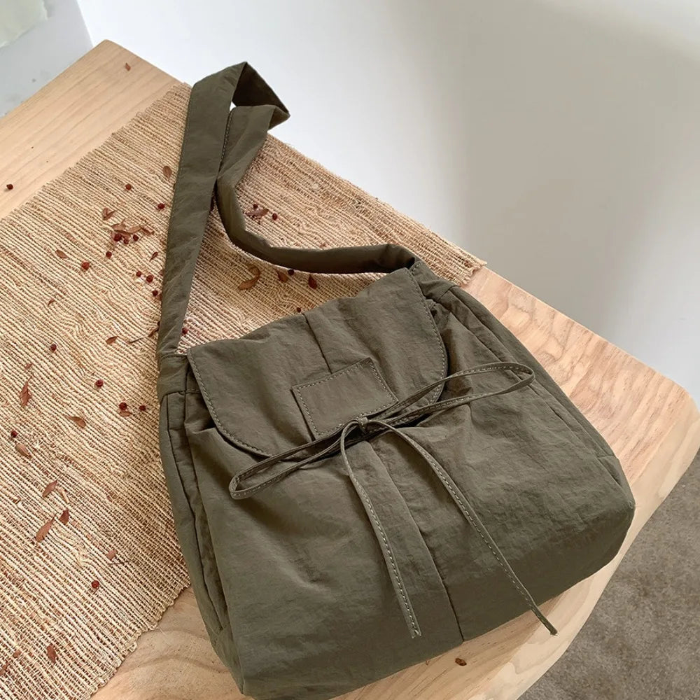 Bolsa Feminina Casual em Poliéster Premium.