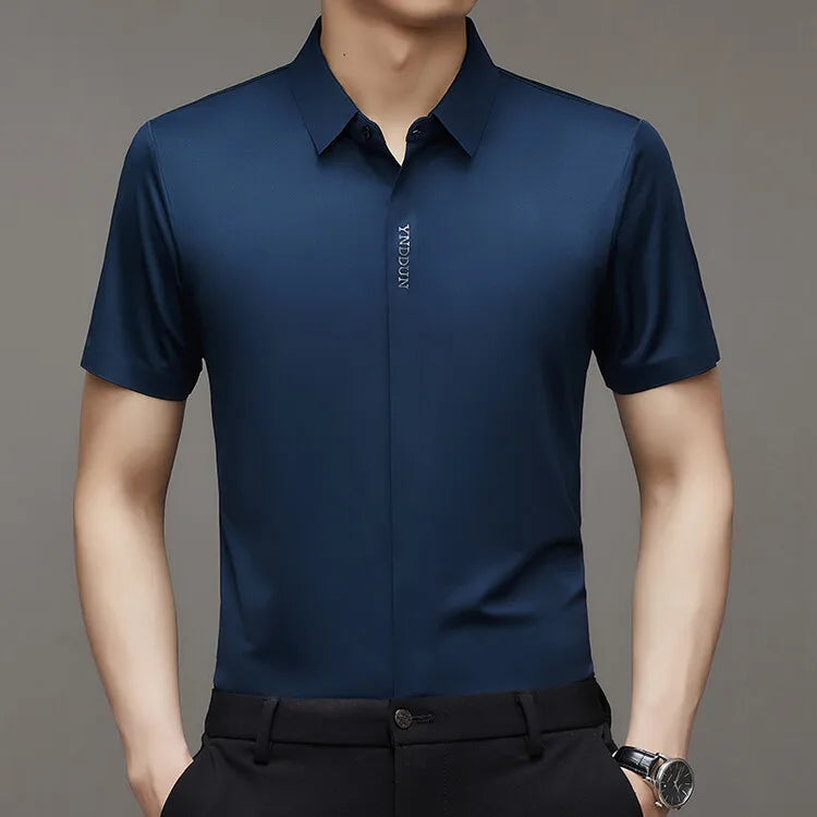 Camisa Masculina em Seda Gelada.