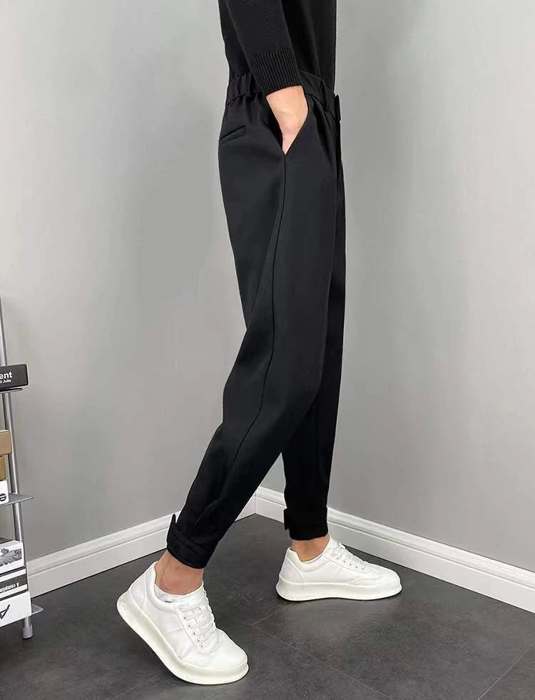 Calça Masculina Casual Plissada de Algodão e Poliéster.