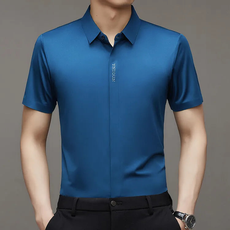 Camisa Masculina em Seda Gelada.