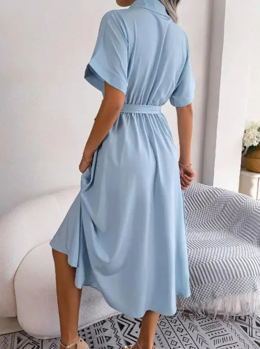 Vestido Feminino Midi com Gola Clássica e Mangas em Capa.